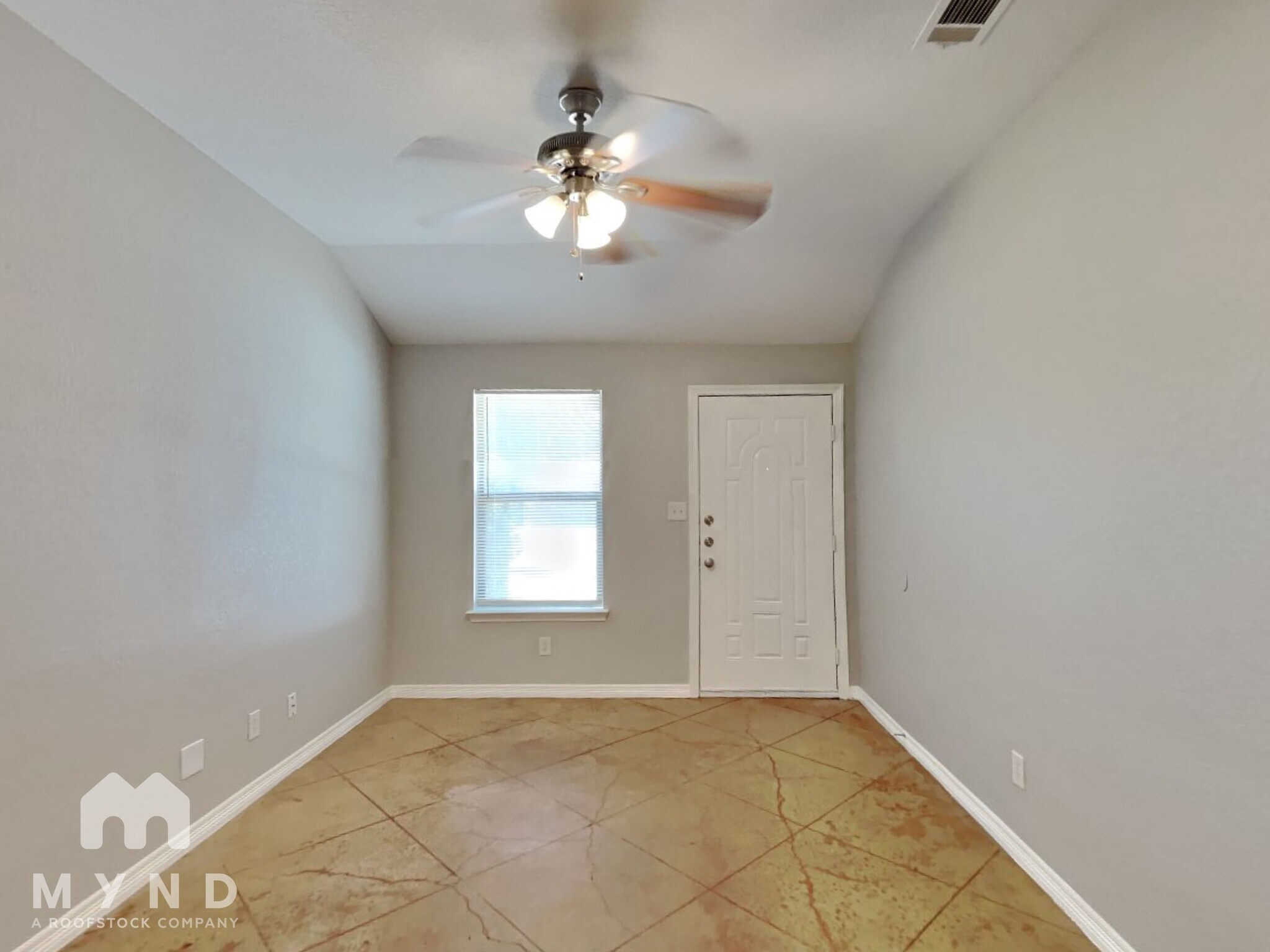 Building Photo - 230 Walnut Bend Rd