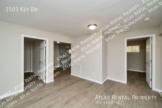 Building Photo - 1503 Key Dr