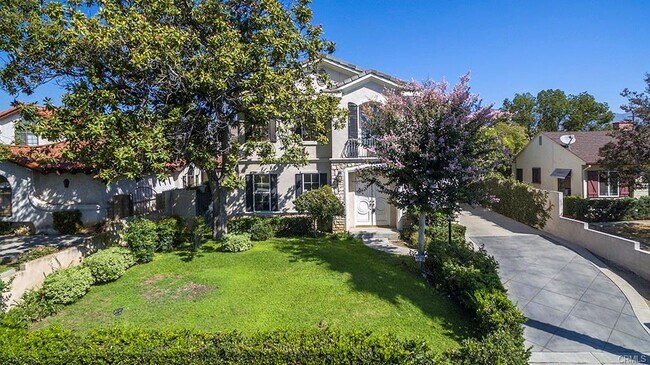 Building Photo - 1035 Fairview Ave