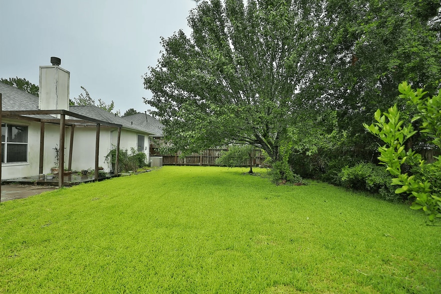 Building Photo - 208 Armand Bay Dr