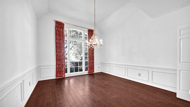 Building Photo - 4622 Grand Cayman Dr