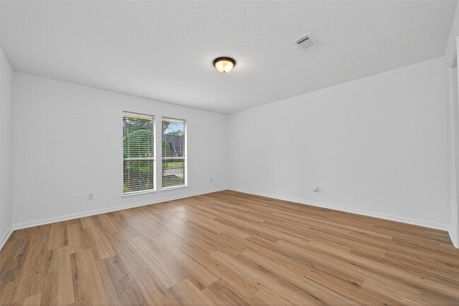 Building Photo - 3815 Brook Shadow Dr