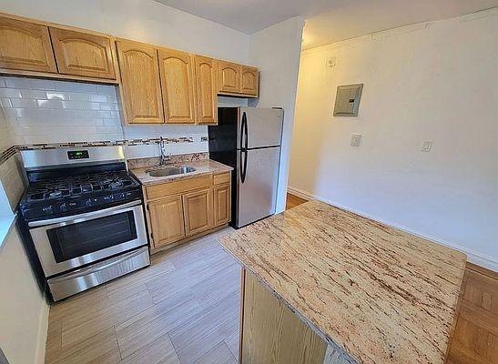 Primary Photo - 1 bedroom in BRONX NY 10457