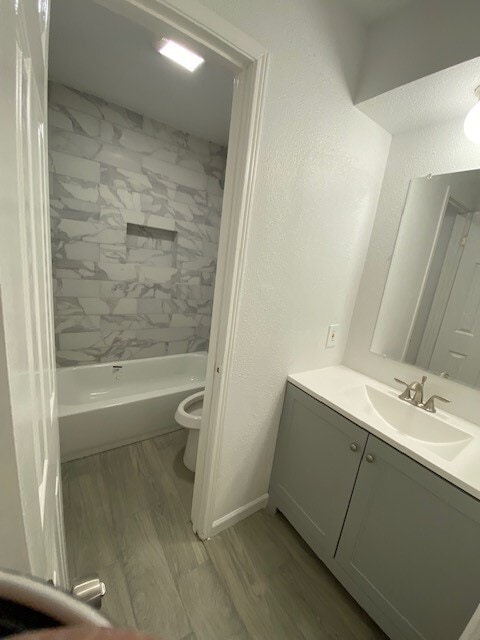 Building Photo - 12728 Shannon Hills Dr