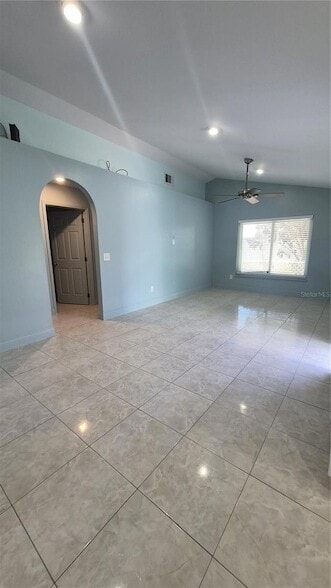 Building Photo - 614 Caribou Ct