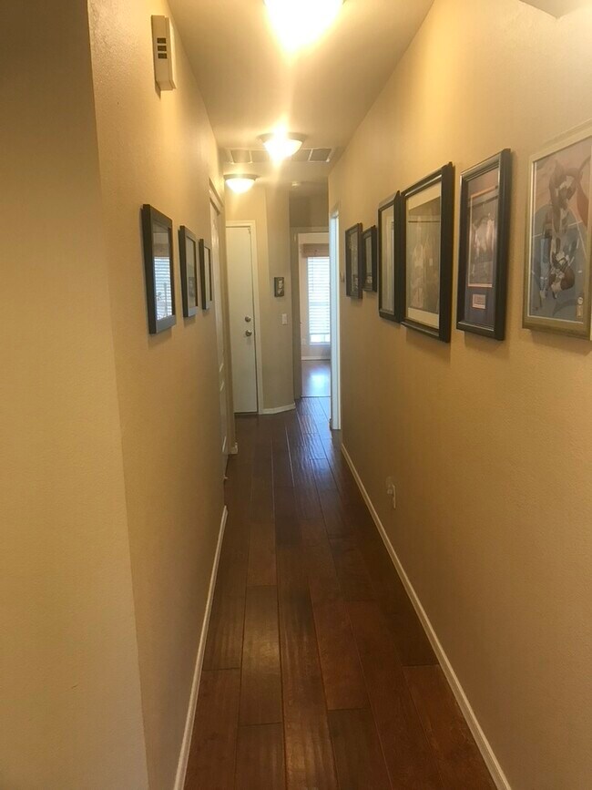 Building Photo - 4753 W Monterey St