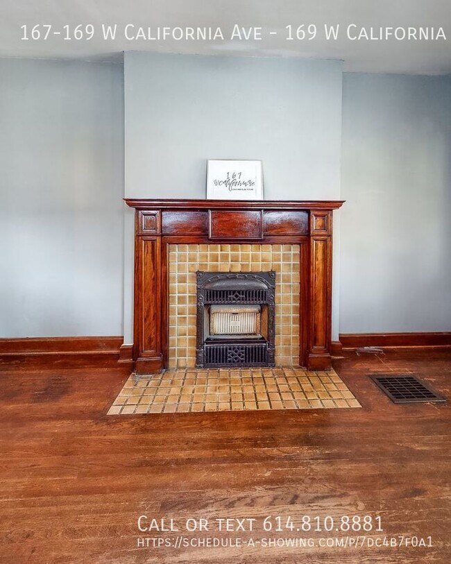 Building Photo - Three Bedroom- Clintonville