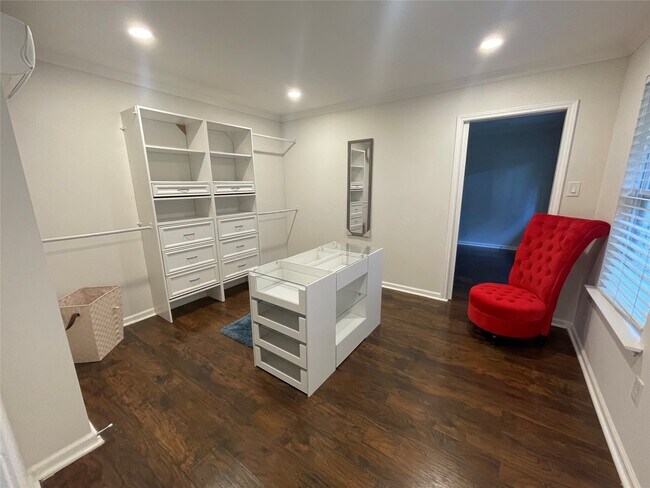 Building Photo - 12834 Tosca Ln