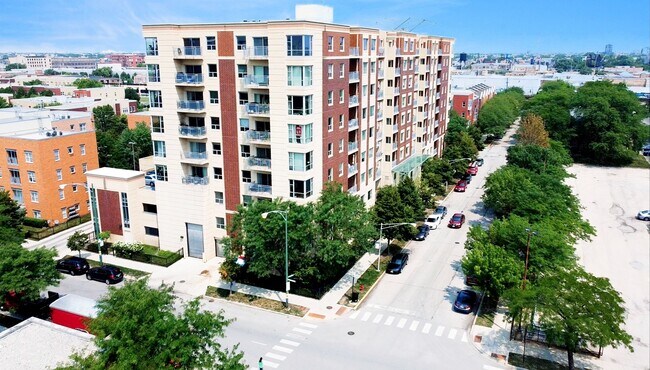 Building Photo - 100 N Hermitage Ave
