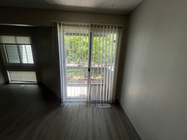 Building Photo - 2623 Izard Ct