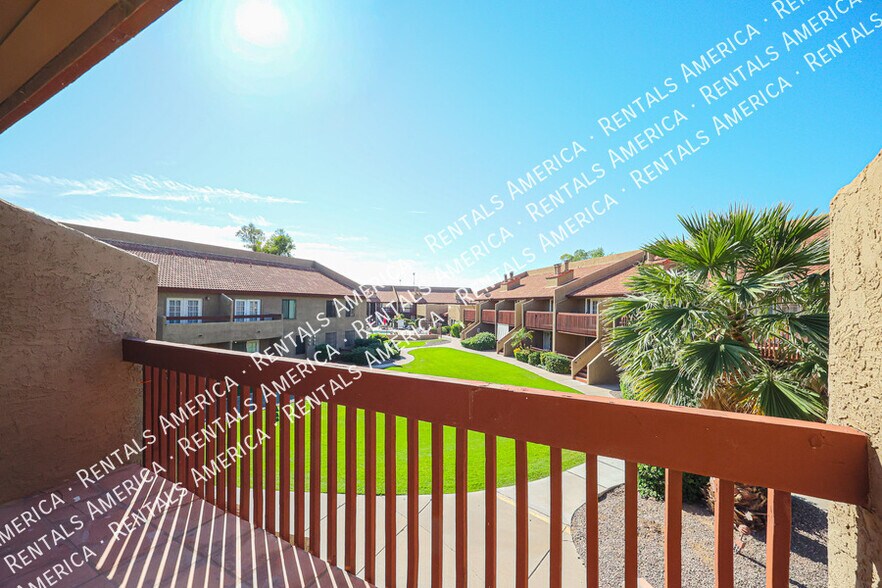 Building Photo - 14203 N 19th Ave