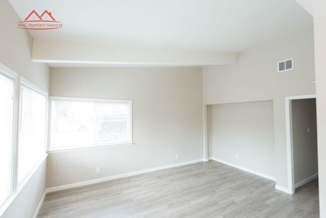 Building Photo - 1823 El Parque Ct