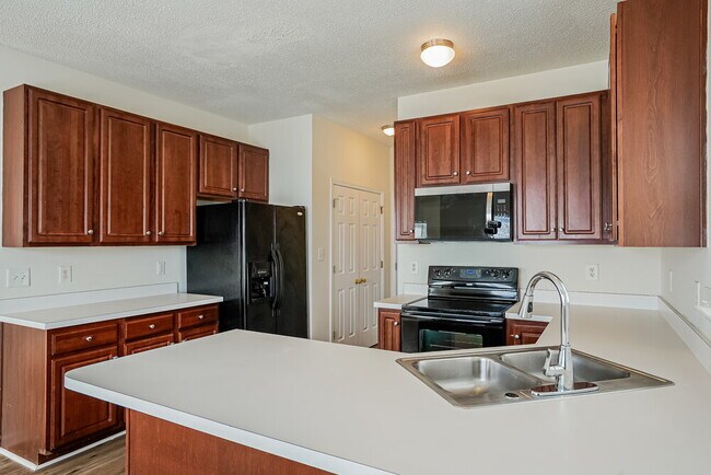 Building Photo - 6802 Paint Rock Ln