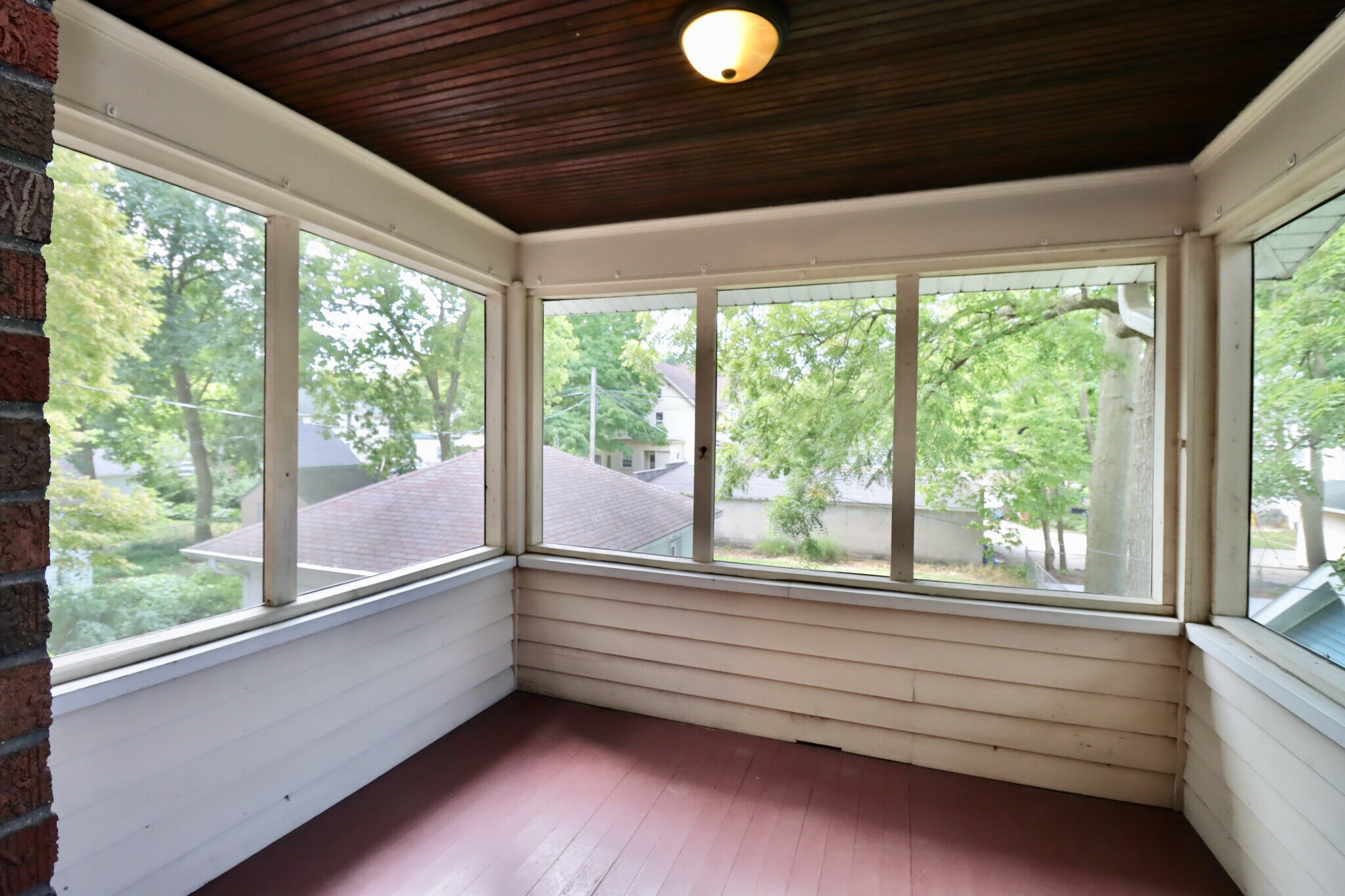 Building Photo - 744 Central Ave