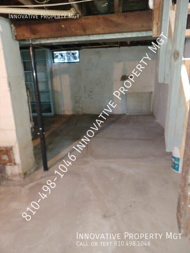 Building Photo - 1230 McIntosh-