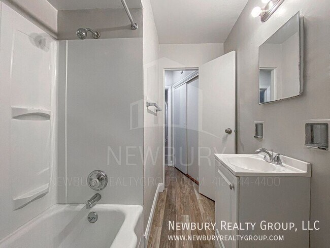 Building Photo - 313 San Juan Dr