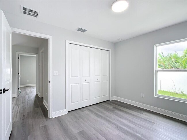 Building Photo - 13609 Markhan St