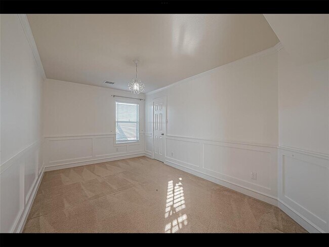 Building Photo - 10819 Waterfern Ct