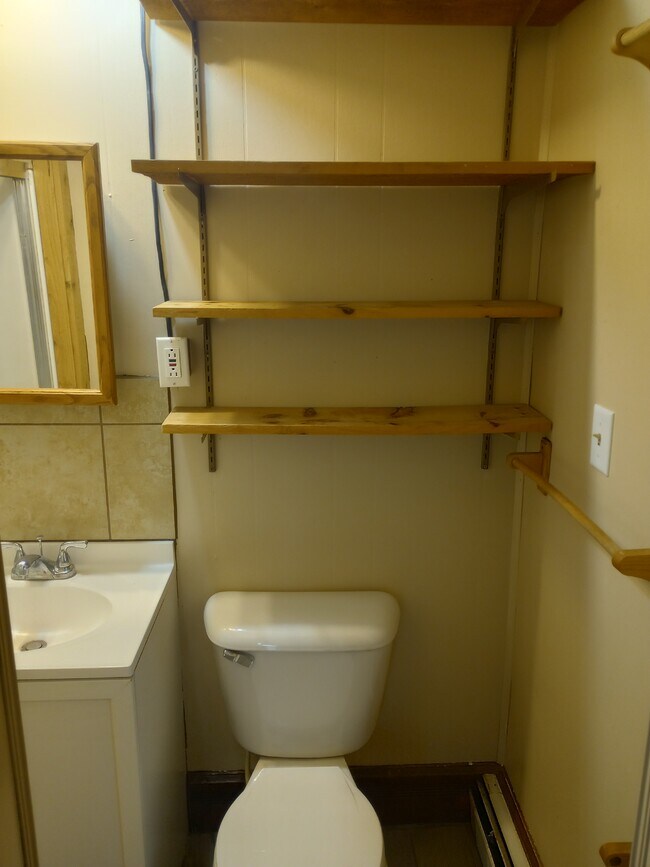 Building Photo - 4450 E Atherton Rd