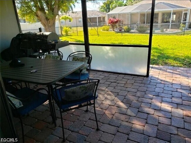 Building Photo - 3604 SW 6th Pl