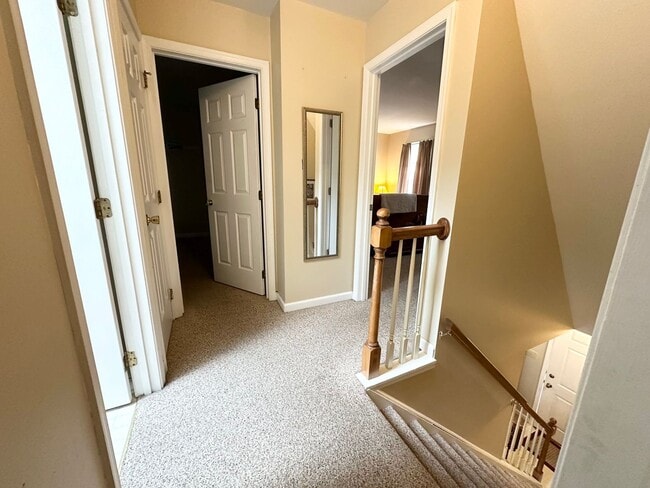 Building Photo - 3 Bedroom 1.5 Bathroom in Elizabethtown!