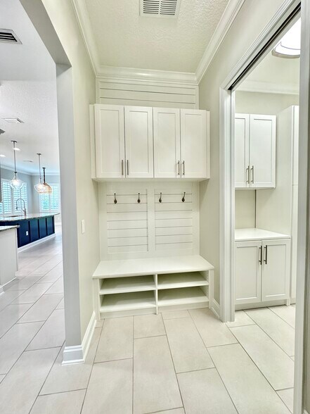 Building Photo - 189 Seabrook Dr
