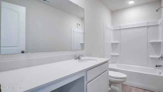 Building Photo - 1850 Washington Blvd