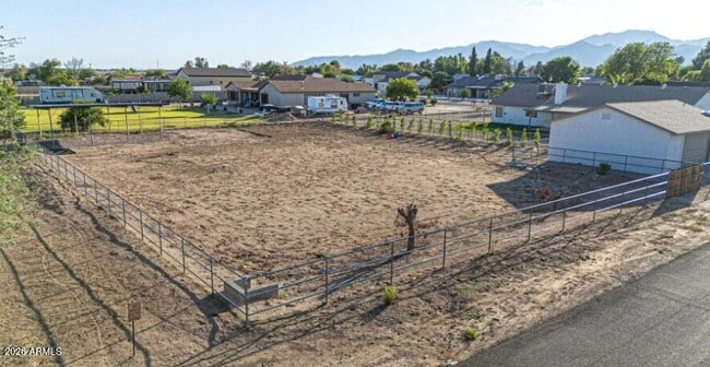 Building Photo - 14039 N 181st Ave