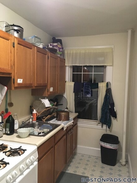 Building Photo - 155 Summer St