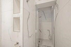 Building Photo - 9009 Riverside Pl