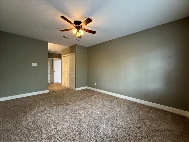 Building Photo - 2611 Grants Lake Blvd