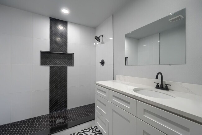 Building Photo - 2329 San Medina Ave