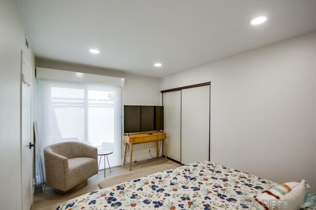 Building Photo - 6952 Camino Amero