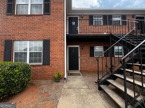 Building Photo - 2165 S Milledge Ave