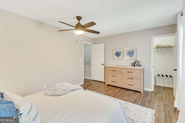 Building Photo - 4521 Coopers Creek Cir SE
