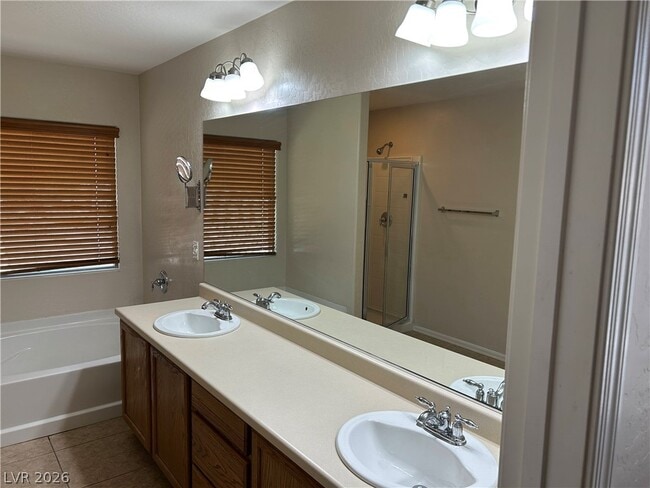Building Photo - 11908 Orense Dr