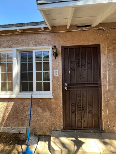 Building Photo - 2176 W 26th Pl