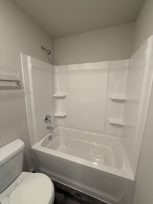 Building Photo - 3 Bed, 2 Bath Home in Beggs