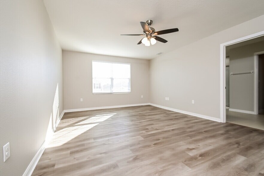 Building Photo - 8206 Harwich Port Ln