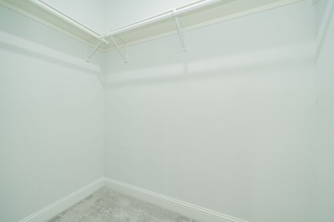Building Photo - Beautifully Updated 3-Bed, 2-Bath Home Nea...
