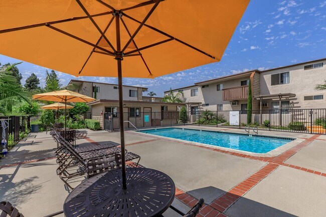 Building Photo - Greenbrook Apartments