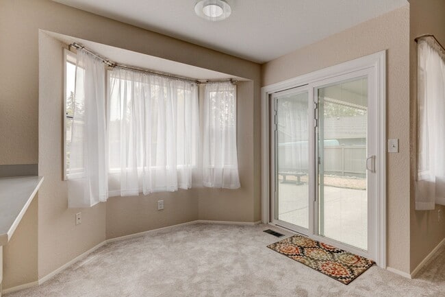 Building Photo - Updated Oak Harbor Home in Ridgehaven