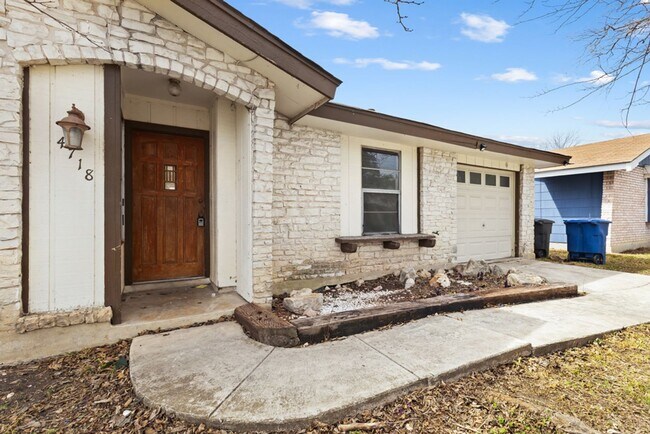 Building Photo - 4718 Casa Oro St