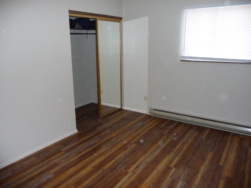 Building Photo - 1303 Mountain View St