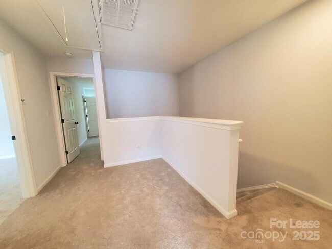 Building Photo - 5709 Kelden Walker Ln