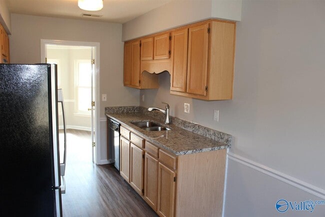 Building Photo - 108 Harpers Hop Ct