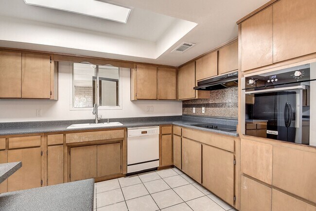 Building Photo - Spacious 4BR Tempe Home with Private Pool Near ASU