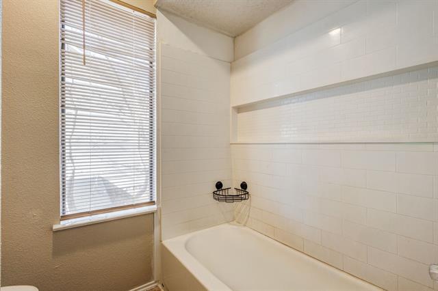 Building Photo - 1413 Palmnold Cir E