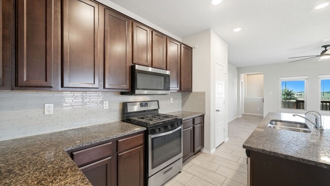 Building Photo - 534 Candor Stone