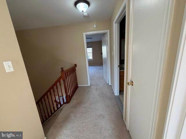 Building Photo - 28 Stanwyck Ct